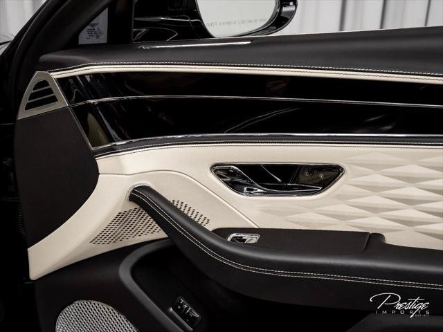 Used 2022 Bentley Flying Spur W12 AWD/4WD image 26