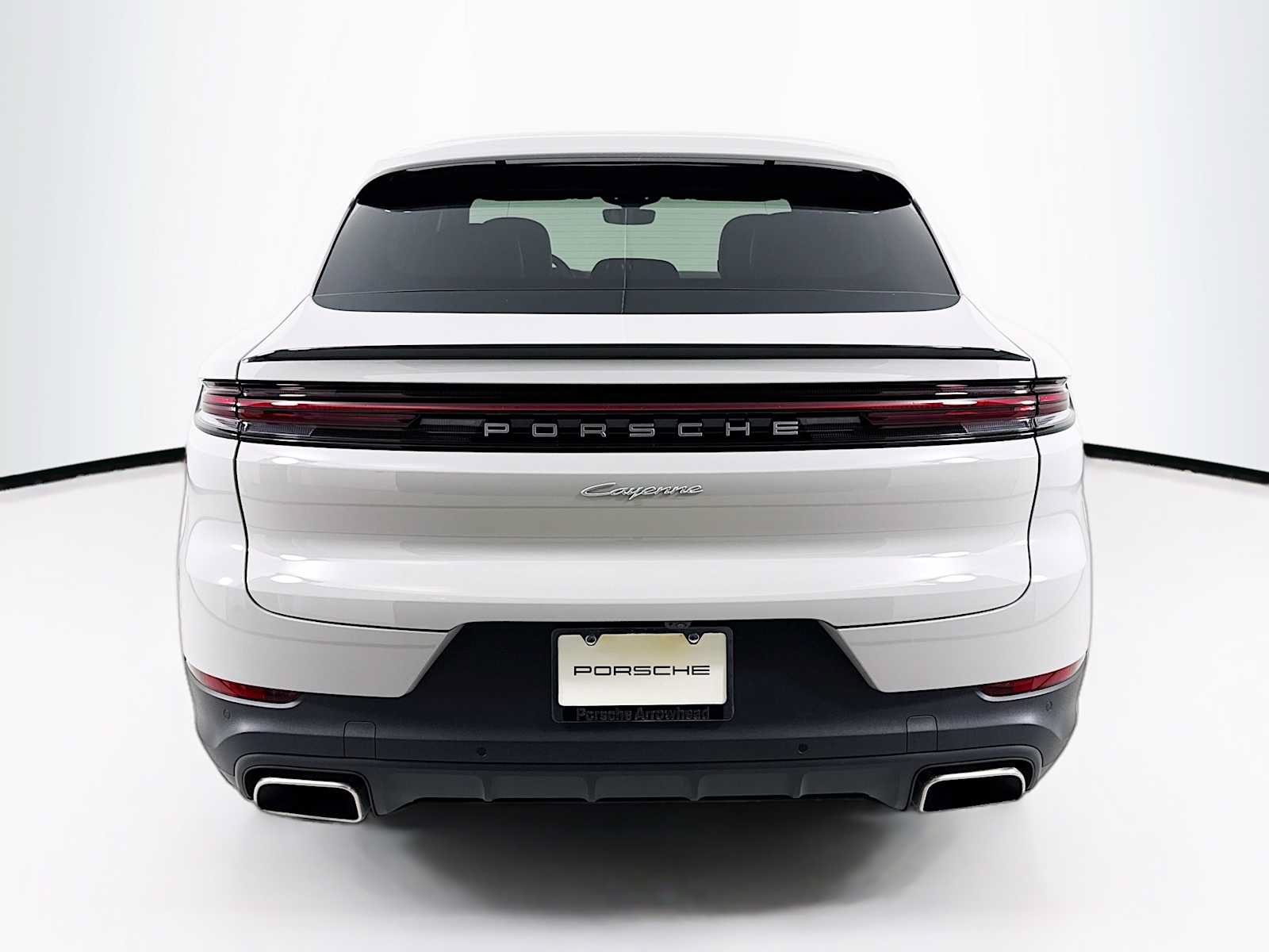 Certified 2025 Porsche Cayenne Coupe AWD/4WD image 10