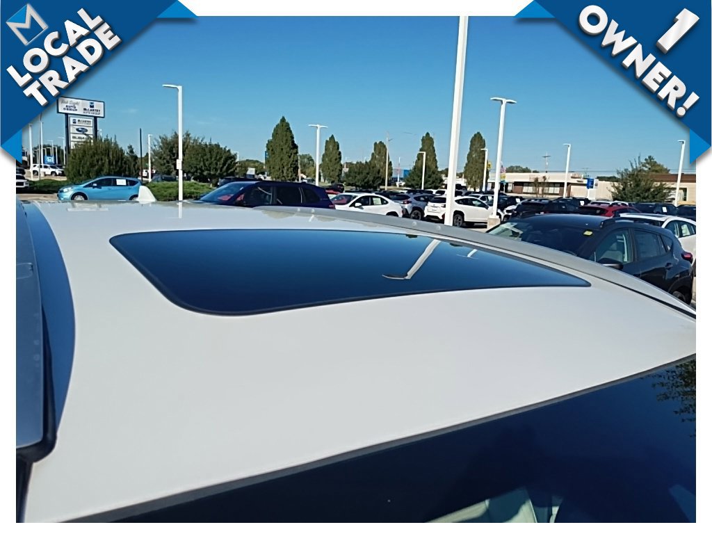 Used 2019 Honda CR-V Touring image 9