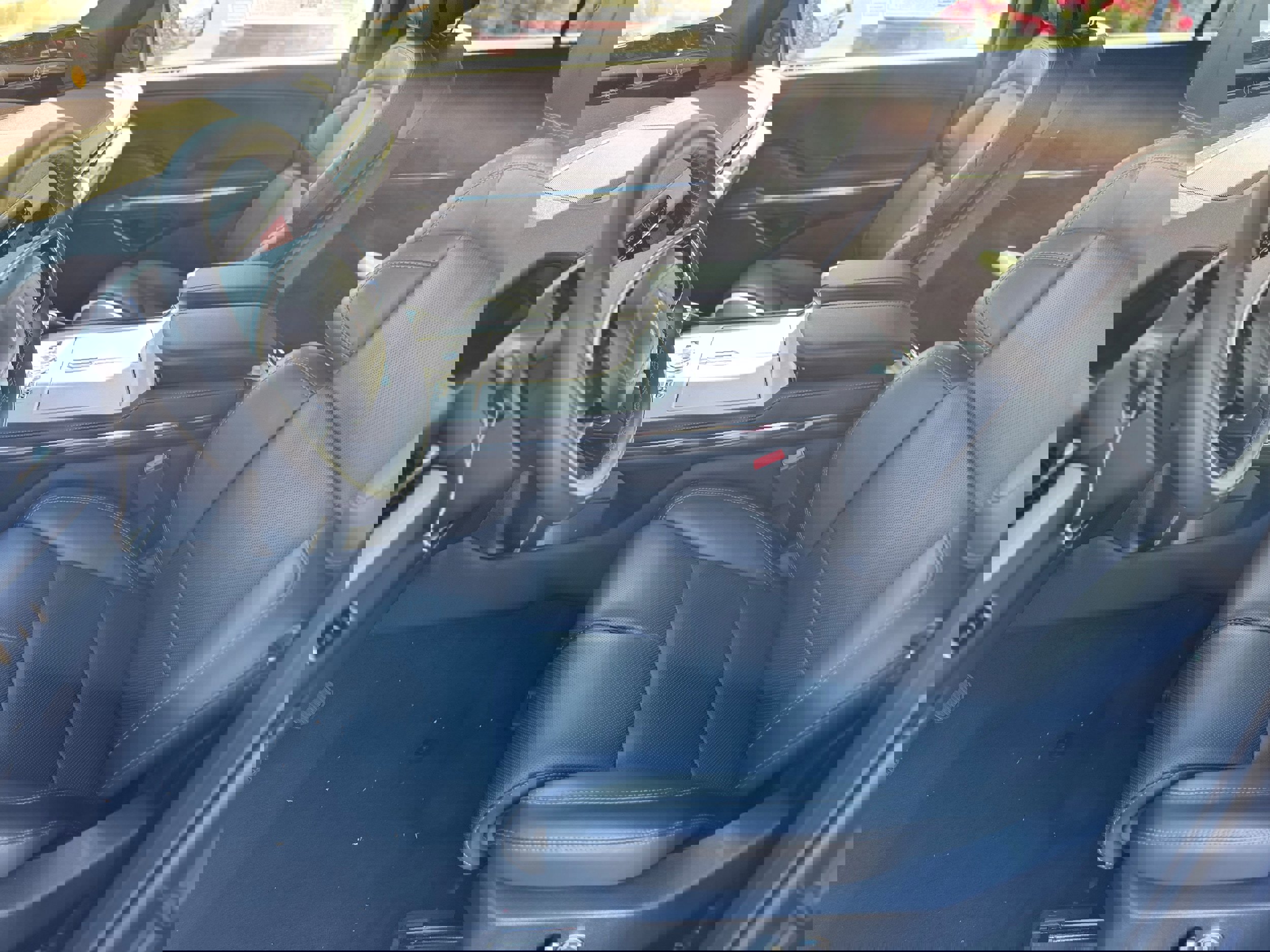 New 2025 Lincoln Navigator L Reserve w/ Jet Appearance Package image 11