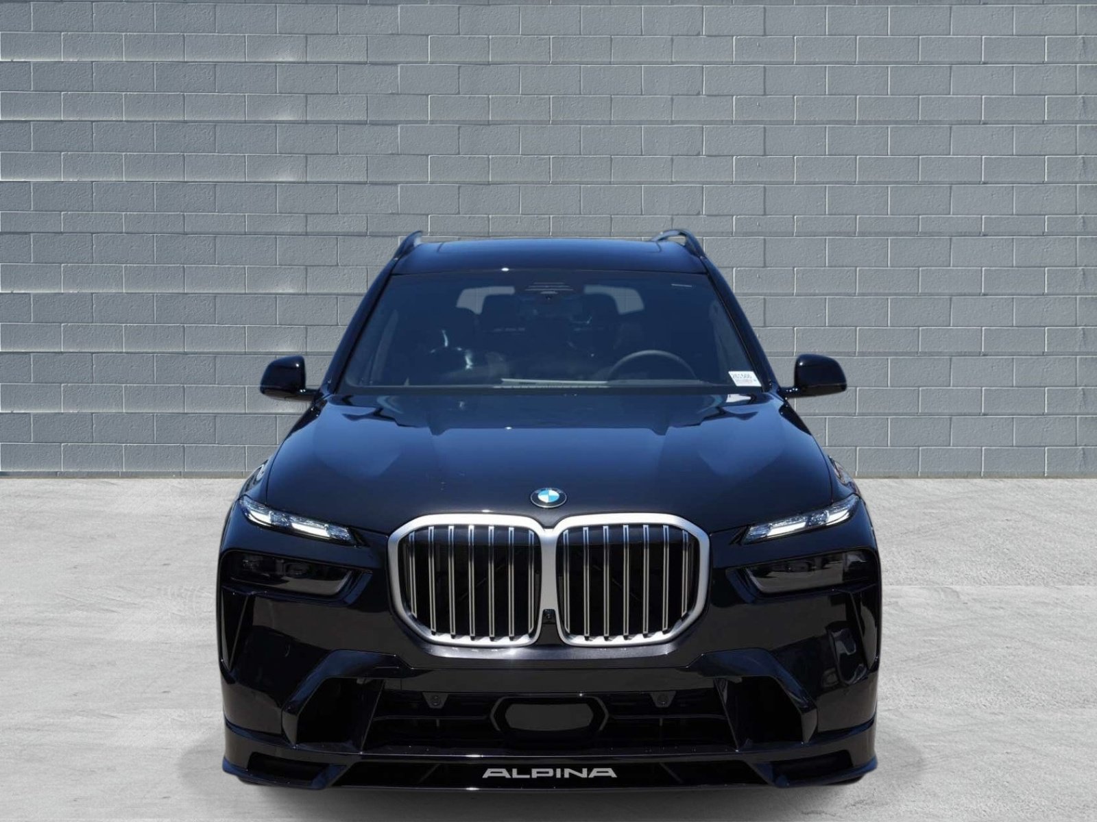 New 2026 BMW ALPINA XB7 AWD/4WD image 2
