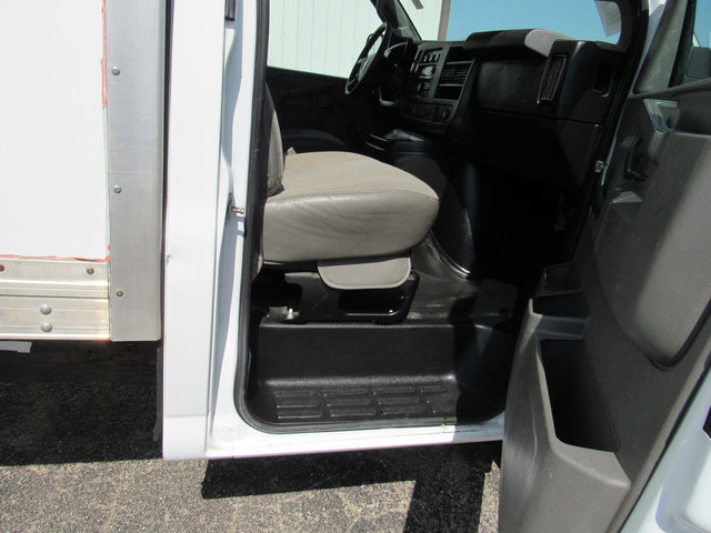 Used 2021 Chevrolet Express 3500 RWD image 13