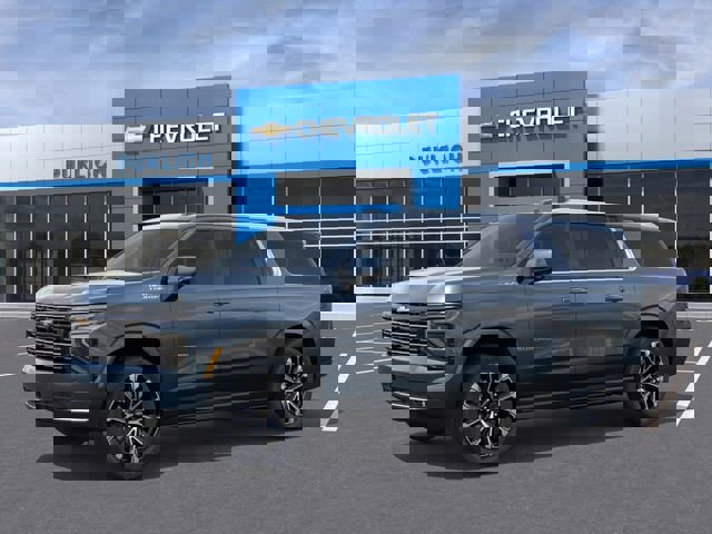 New 2026 Chevrolet Suburban High Country image 2