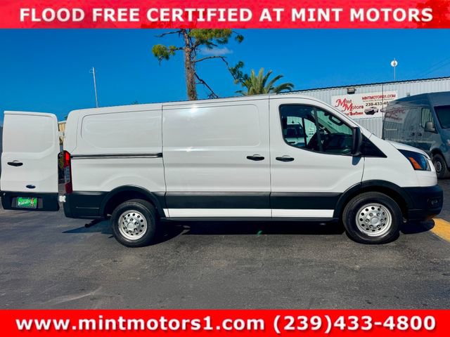 Used 2023 Ford Transit 250 Low Roof AWD image 9