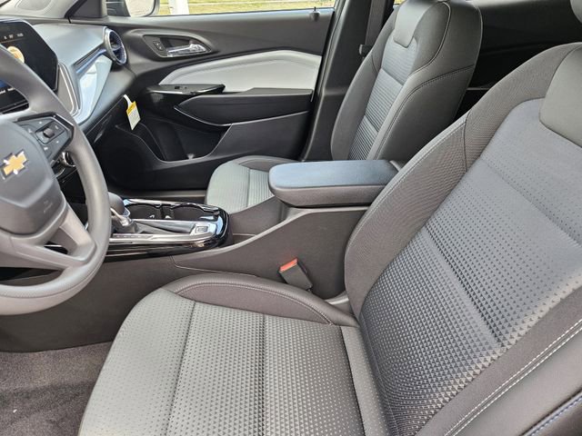 New 2026 Chevrolet Trax LT FWD image 13