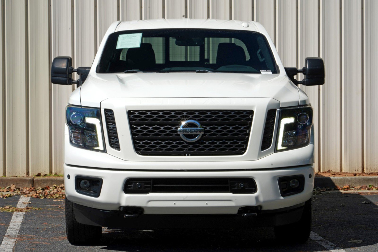 Used 2018 Nissan Titan SL w/ Midnight Edition AWD/4WD image 44