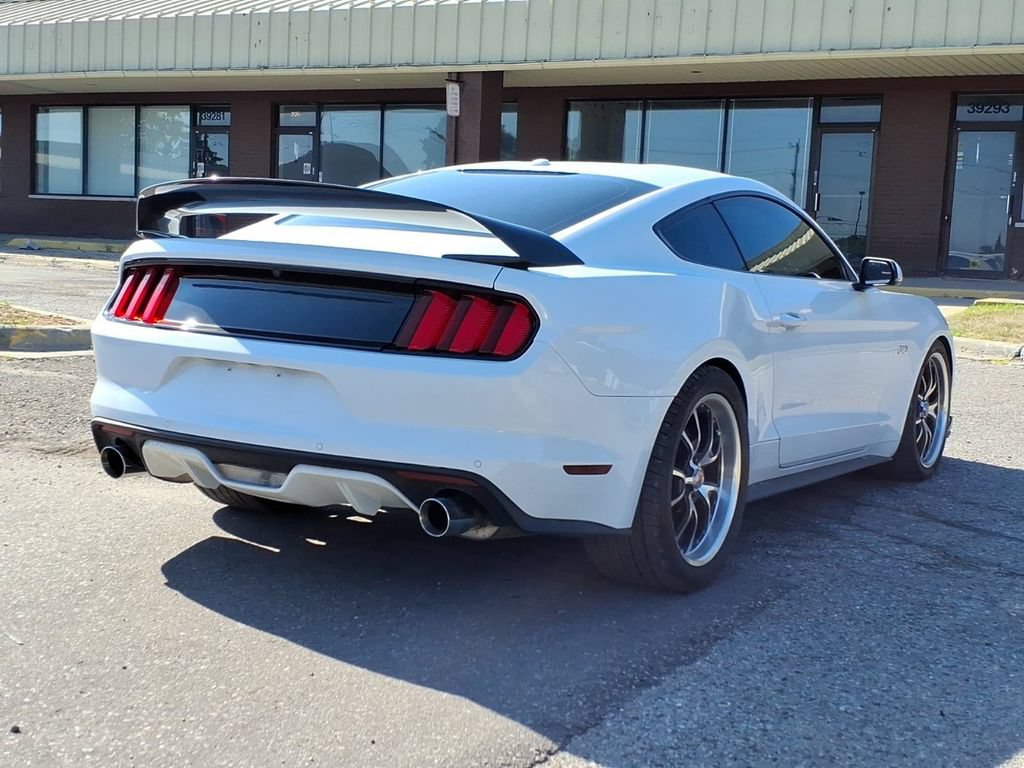 Used 2016 Ford Mustang GT Premium w/ GT Performance Package RWD image 5