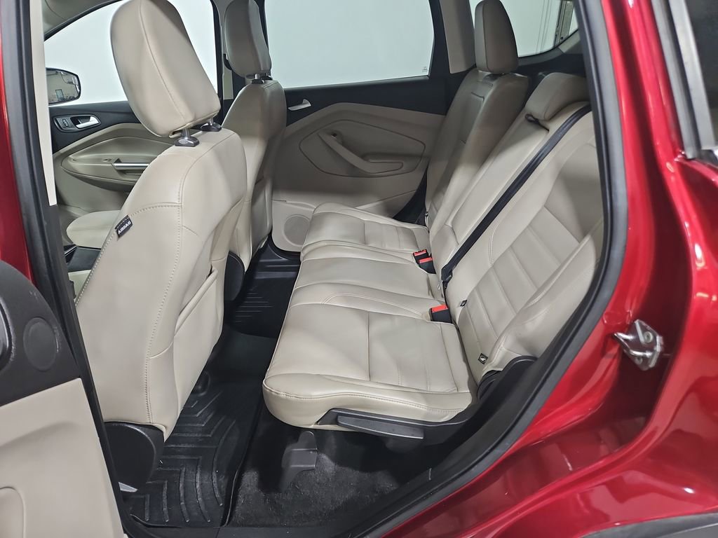 Used 2019 Ford Escape Titanium image 24