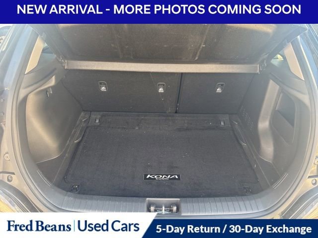 Used 2023 Hyundai Kona SEL w/ Cargo Package image 8