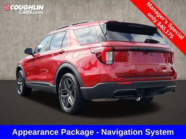 Used 2025 Ford Explorer ST-Line w/ Premium Package AWD/4WD image 6