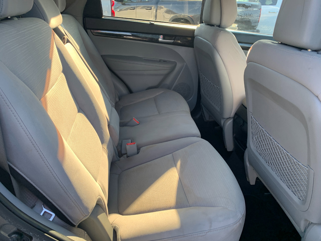 Used 2014 Kia Sorento LX image 30