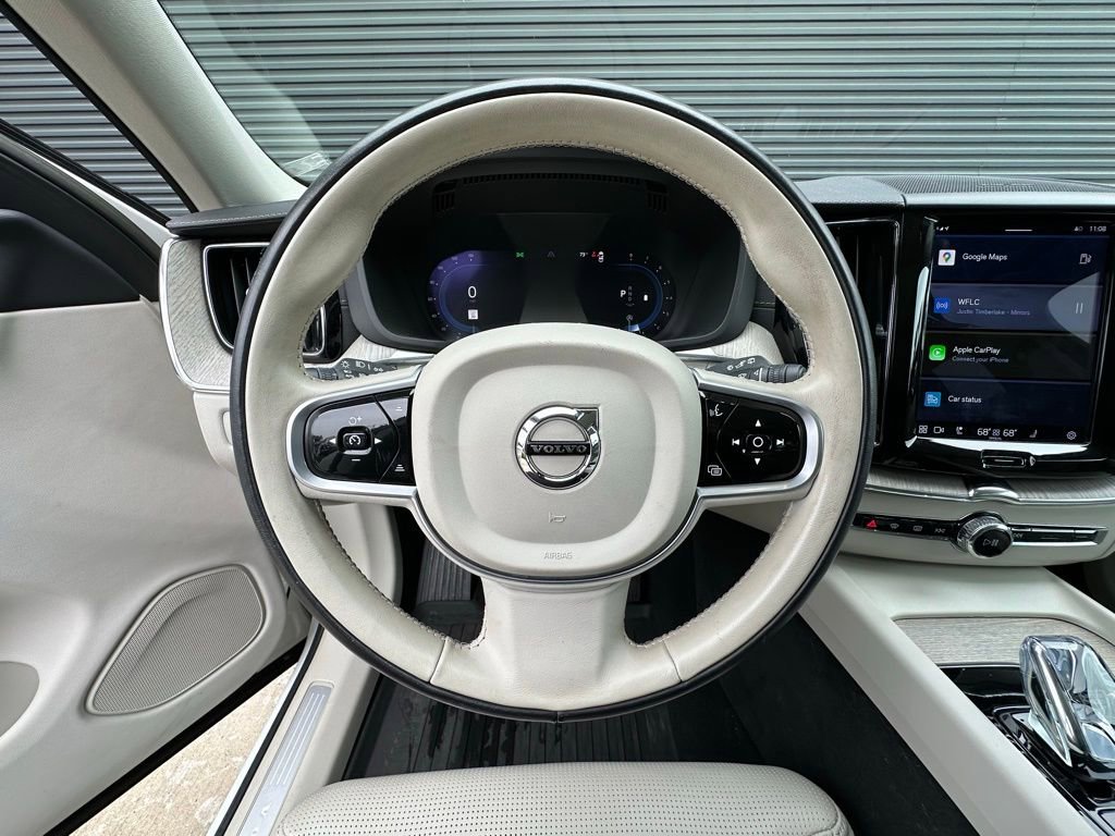 Used 2023 Volvo XC60 B5 Ultimate w/ Protection Package Premier image 16