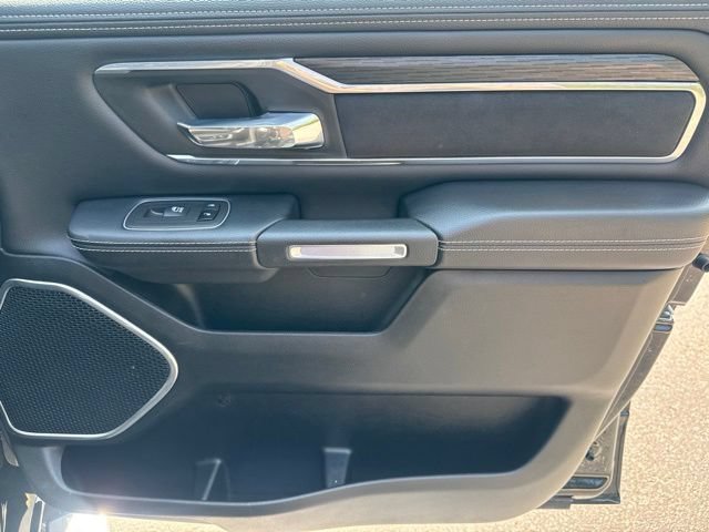 Used 2023 RAM 1500 Laramie AWD/4WD image 28