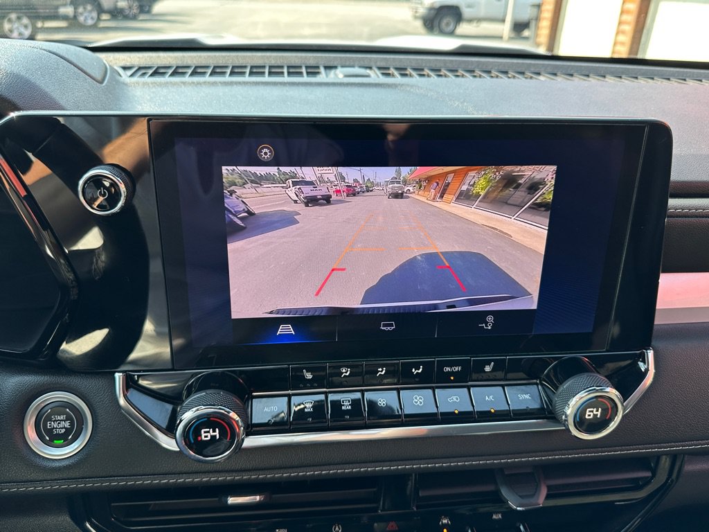 Used 2023 Chevrolet Colorado LT w/ LT Convenience Package II AWD/4WD image 22