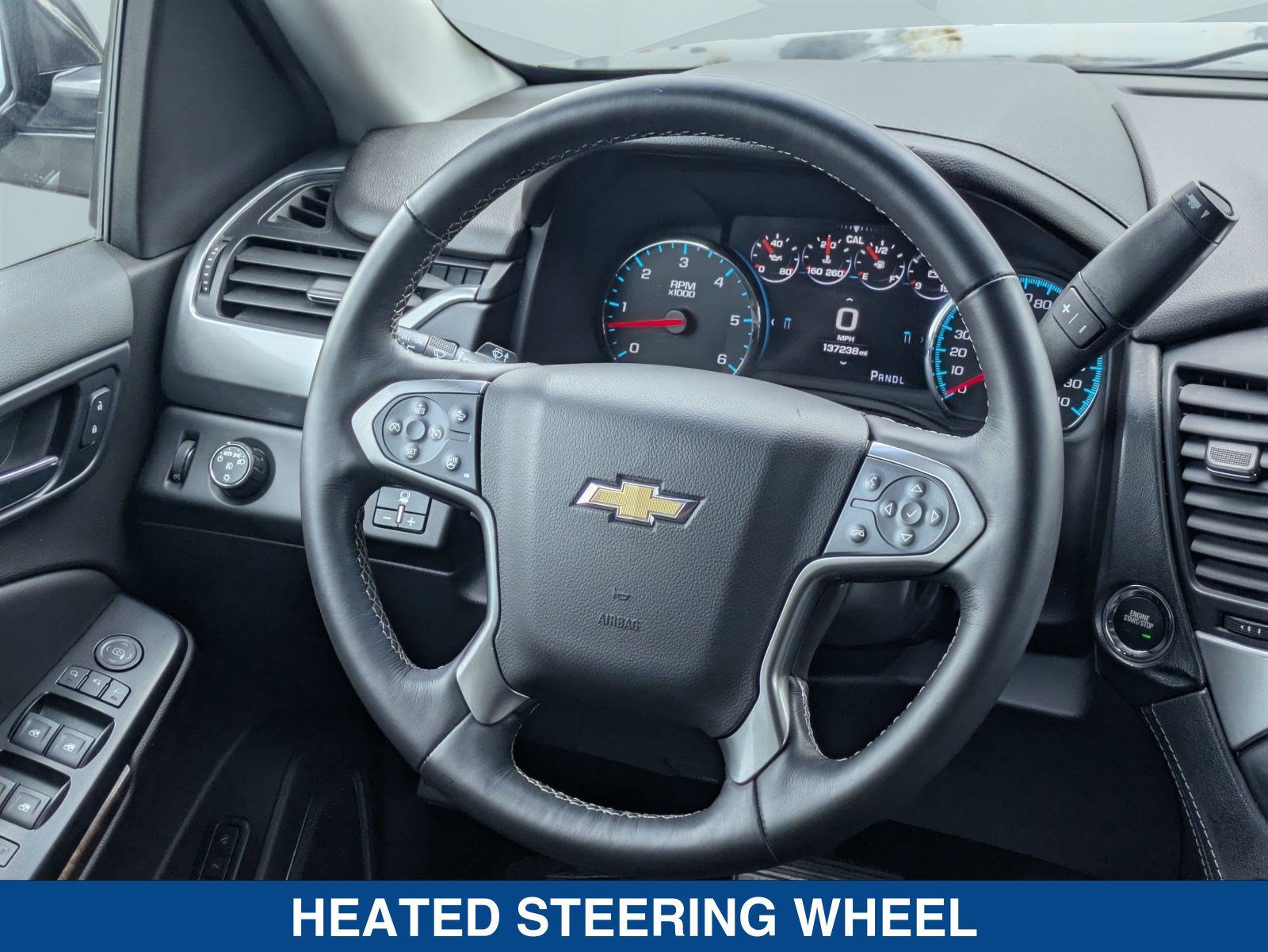 Used 2017 Chevrolet Suburban LT w/ LT Signature Package RWD image 19
