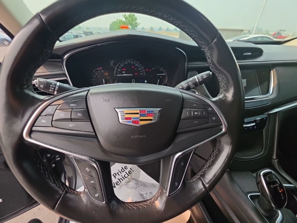 Used 2019 Cadillac XT5 Luxury FWD image 17
