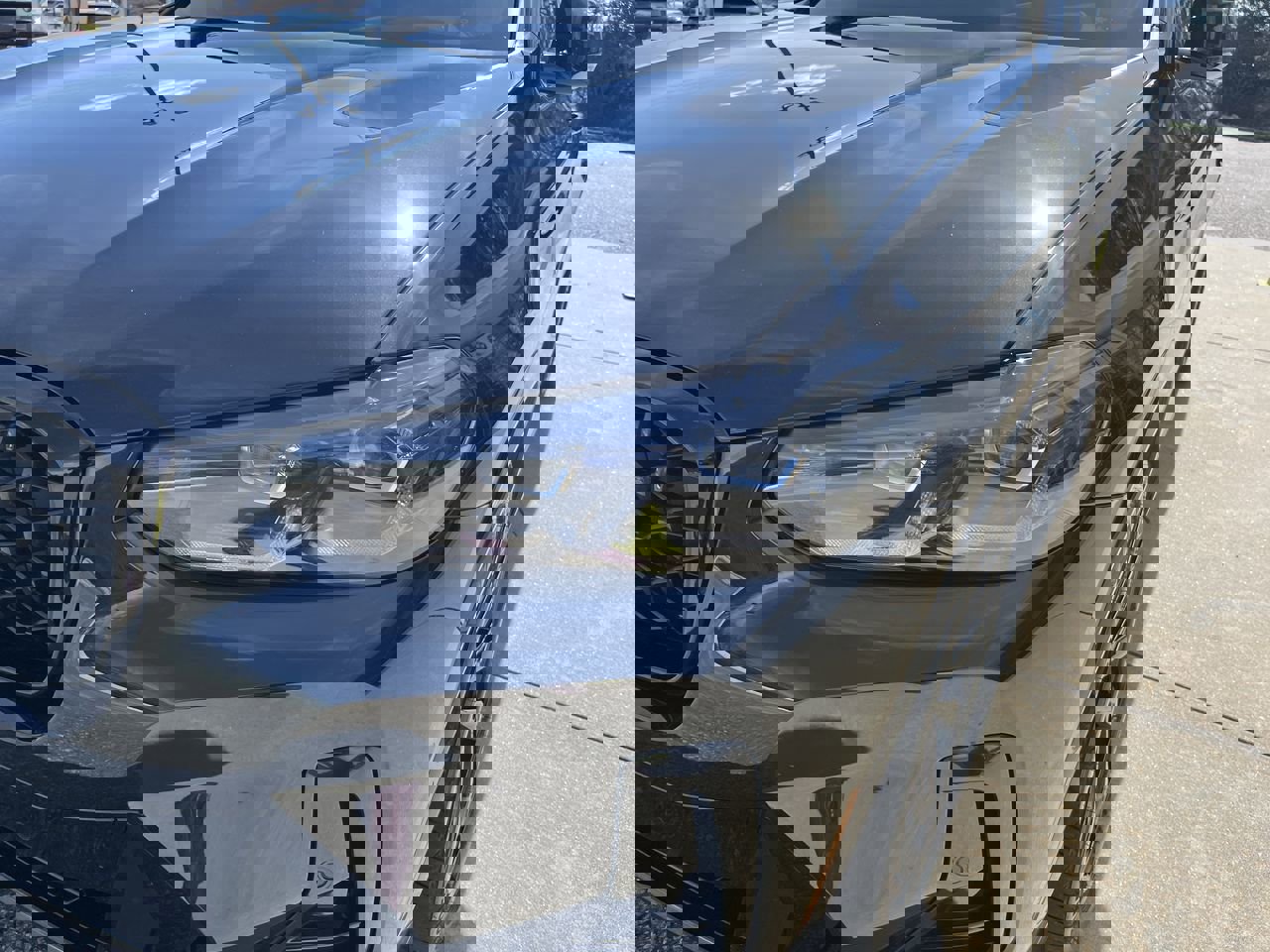 Certified 2025 BMW X4 xDrive30i image 11