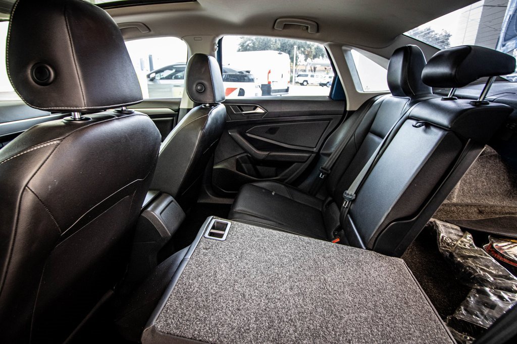 Used 2019 Volkswagen Jetta SE image 43