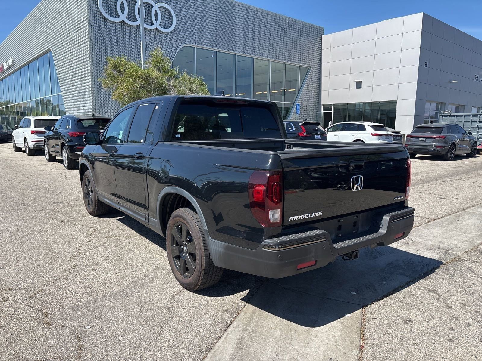 Used 2019 Honda Ridgeline Black Edition image 3