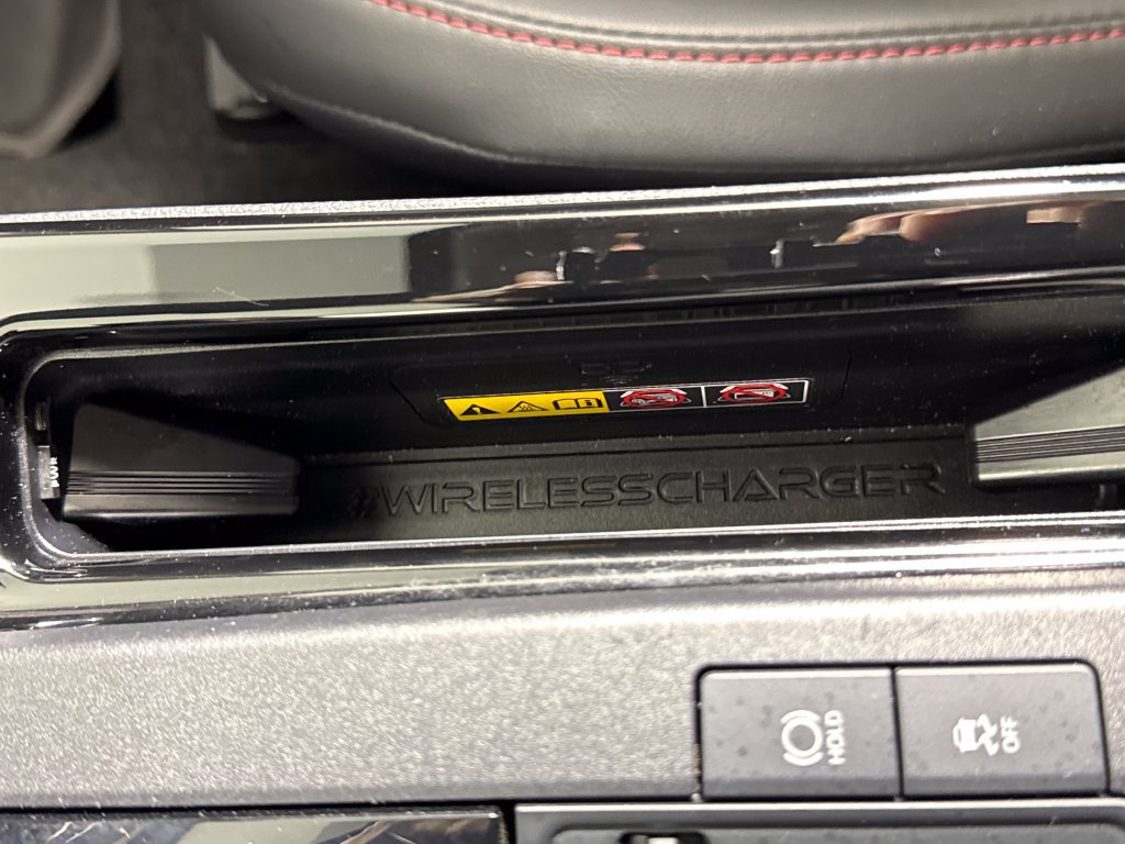 Used 2024 Toyota Prius Prime FWD image 38