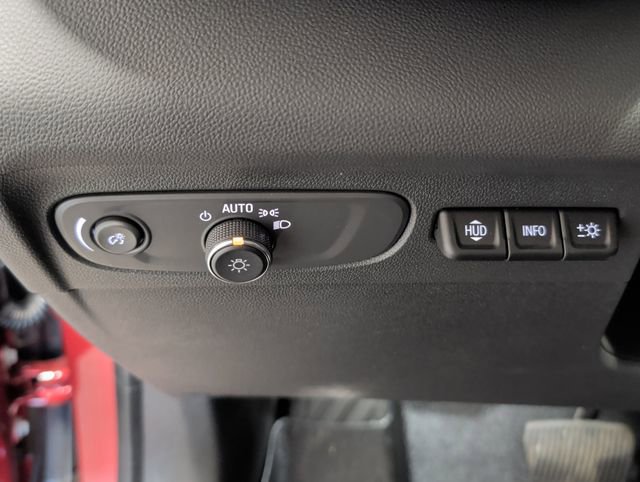 Used 2023 Buick Envision Avenir image 26