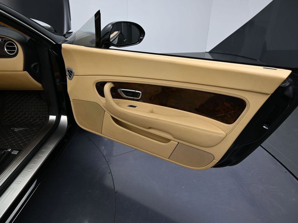 Used 2011 Bentley Continental Mulliner image 21