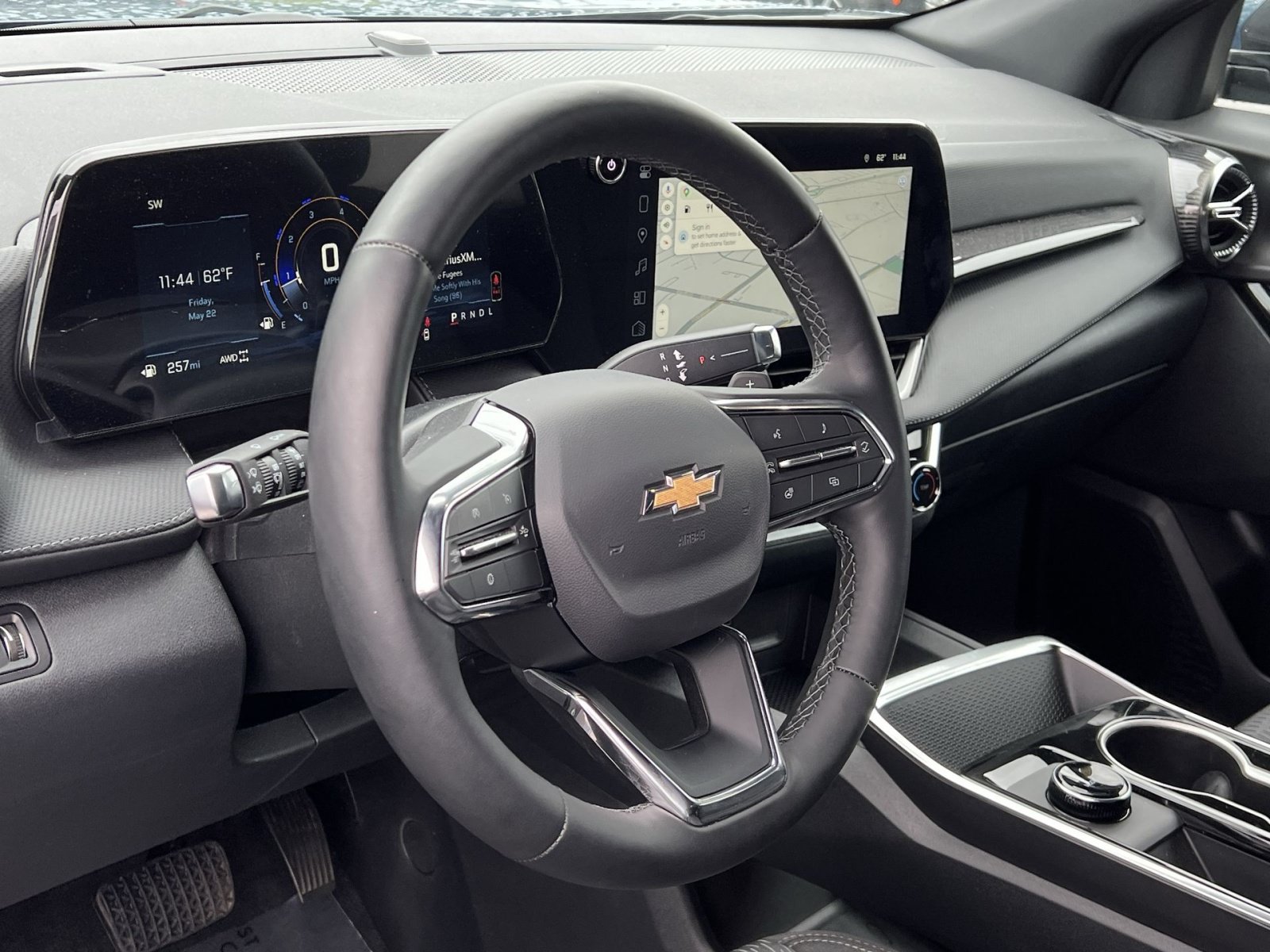Used 2026 Chevrolet Equinox LT w/ Safety and Technology Package AWD/4WD image 17