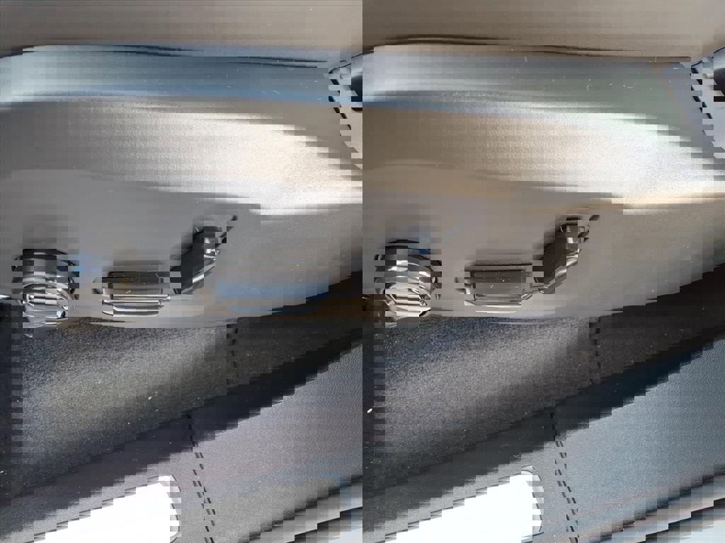 New 2026 Volvo XC90 B6 Plus w/ Protection Package Premier image 14