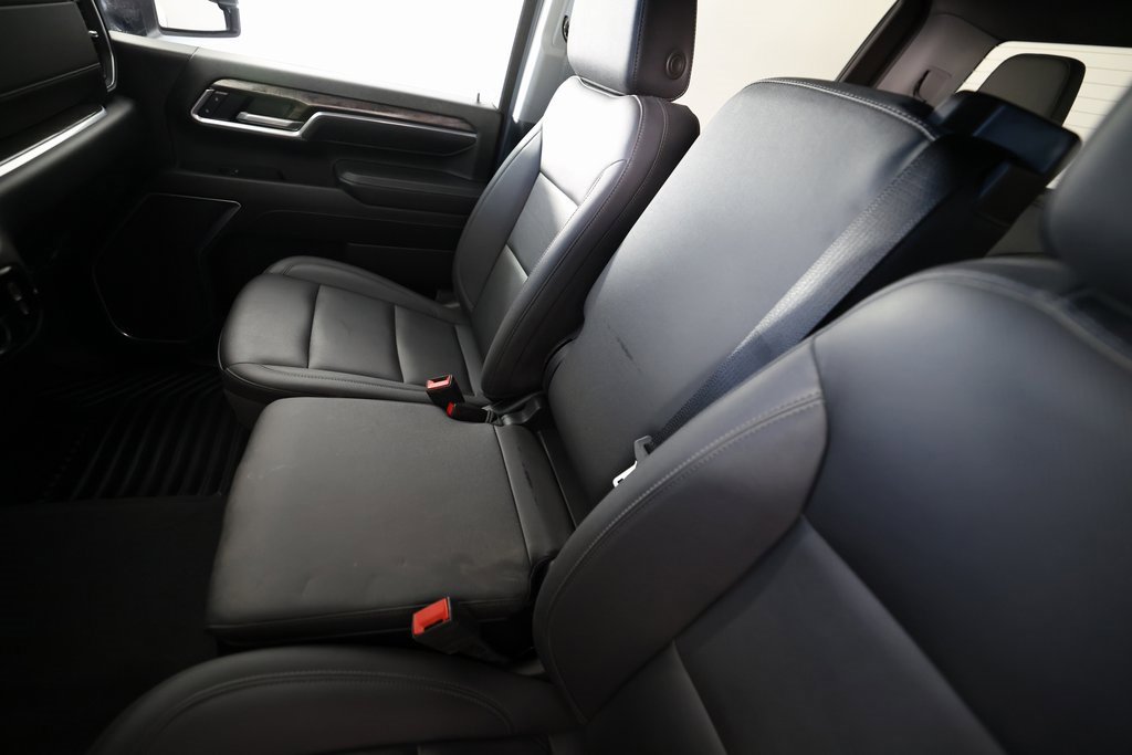 Used 2025 Chevrolet Silverado 3500 LTZ image 37