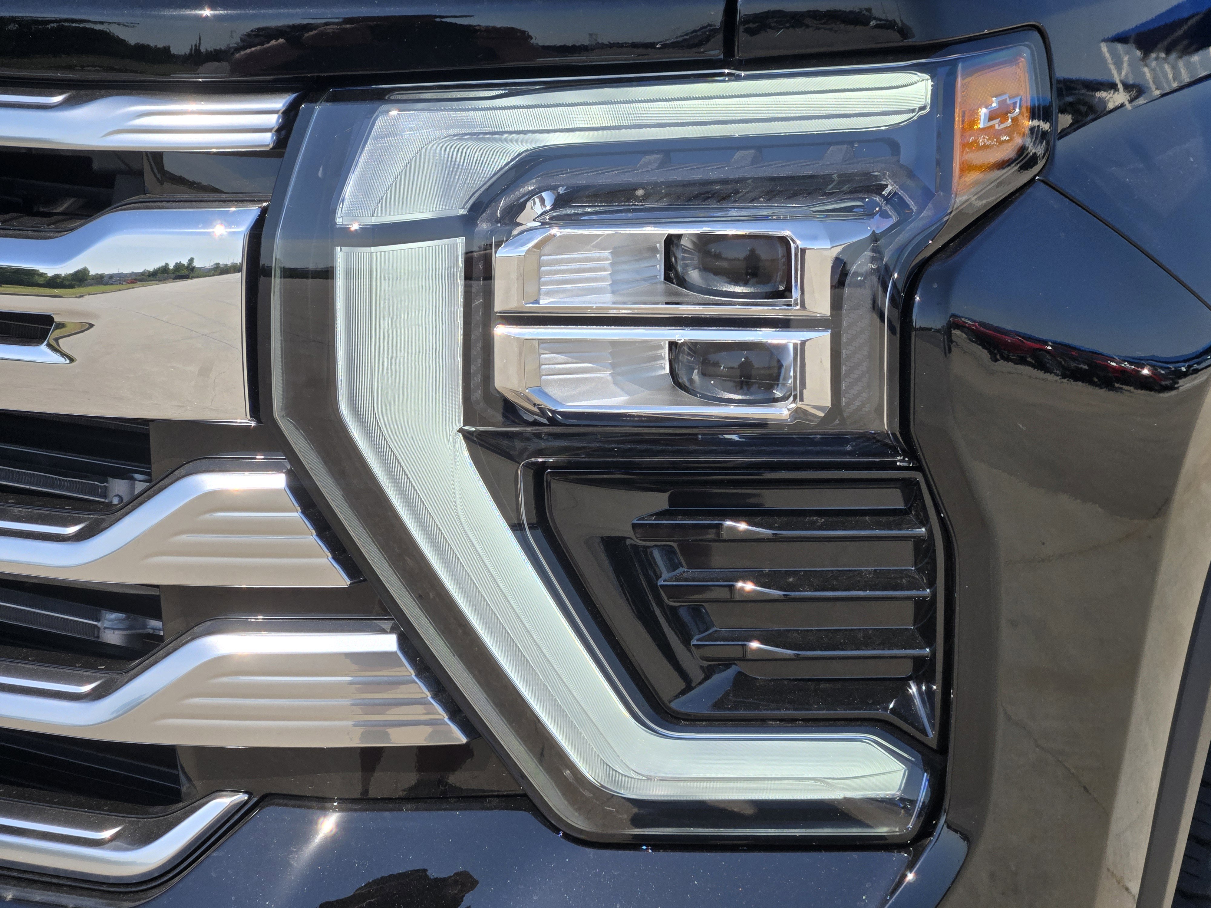 New 2025 Chevrolet Silverado 2500 High Country w/ High Country Premium Package image 6