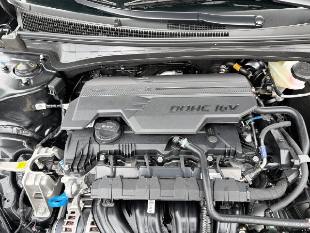 New 2026 Hyundai Elantra SE FWD image 29