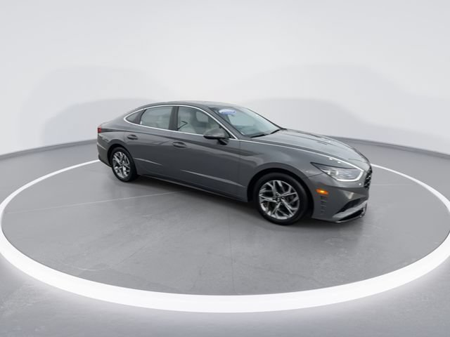 Certified 2023 Hyundai Sonata SEL w/ Cargo Package FWD image 2