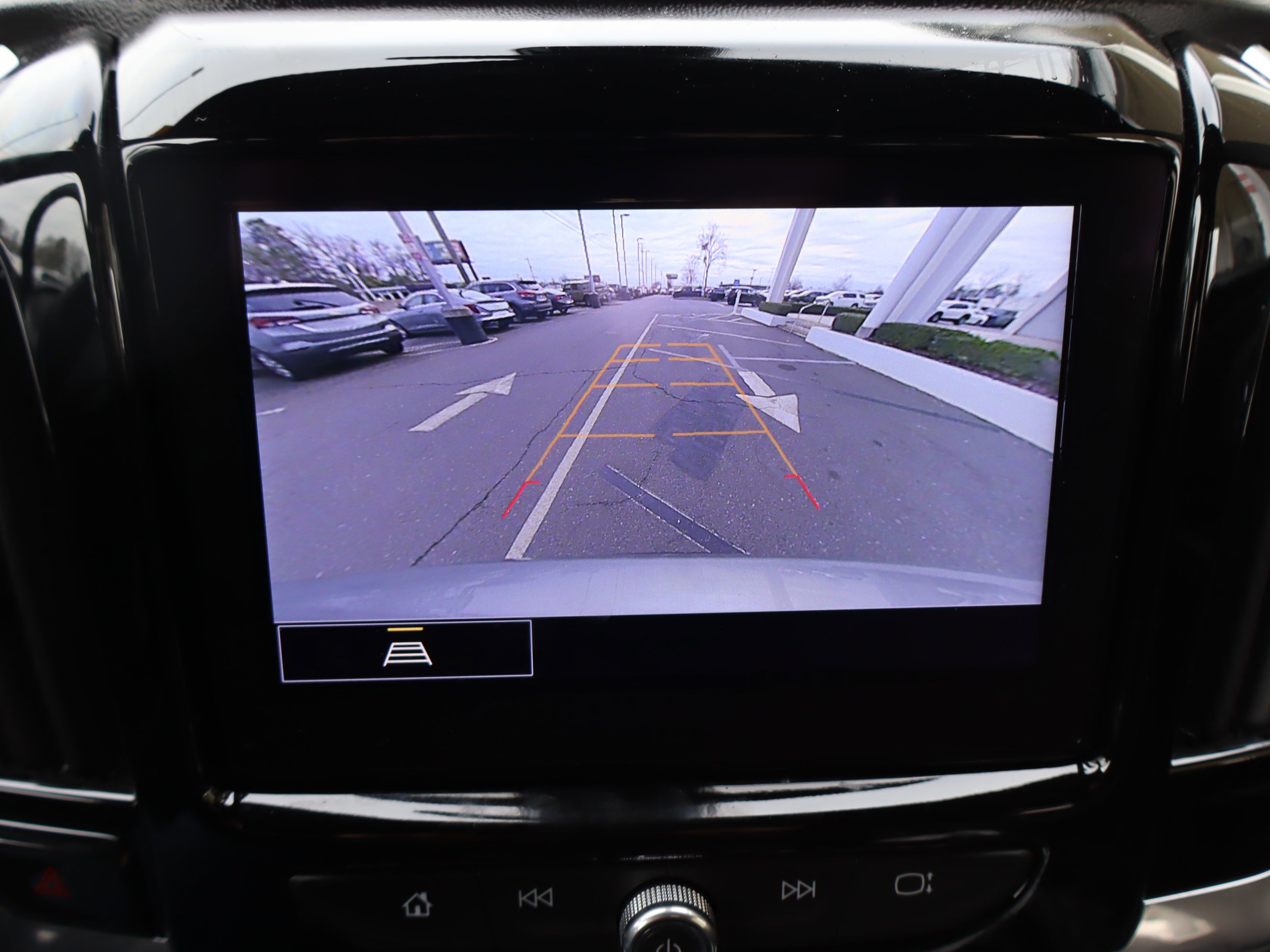 Certified 2023 Chevrolet Traverse LT w/ LPO, Floor Liner Package image 26