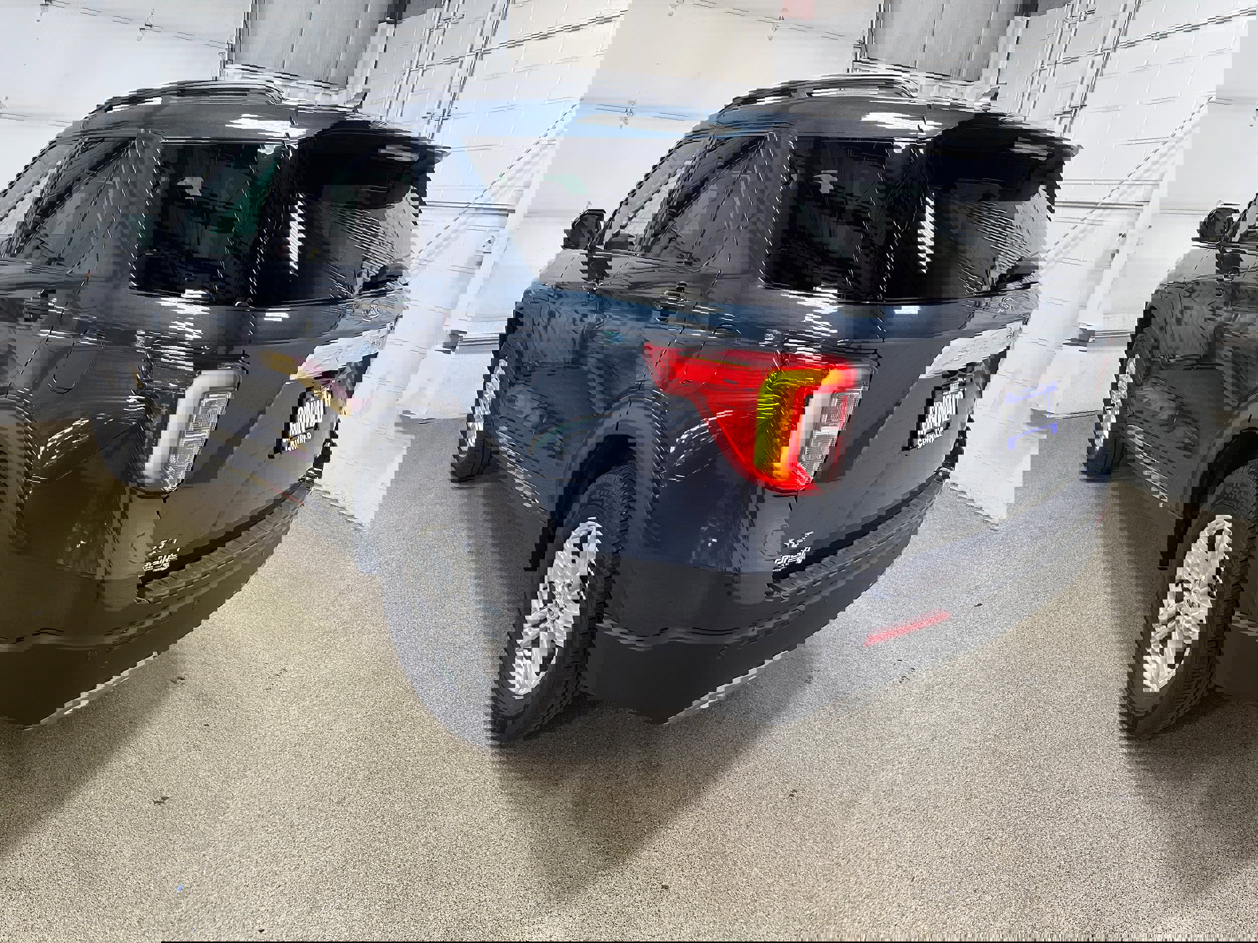 Certified 2023 Ford Explorer XLT w/ Equipment Group 202A image 6