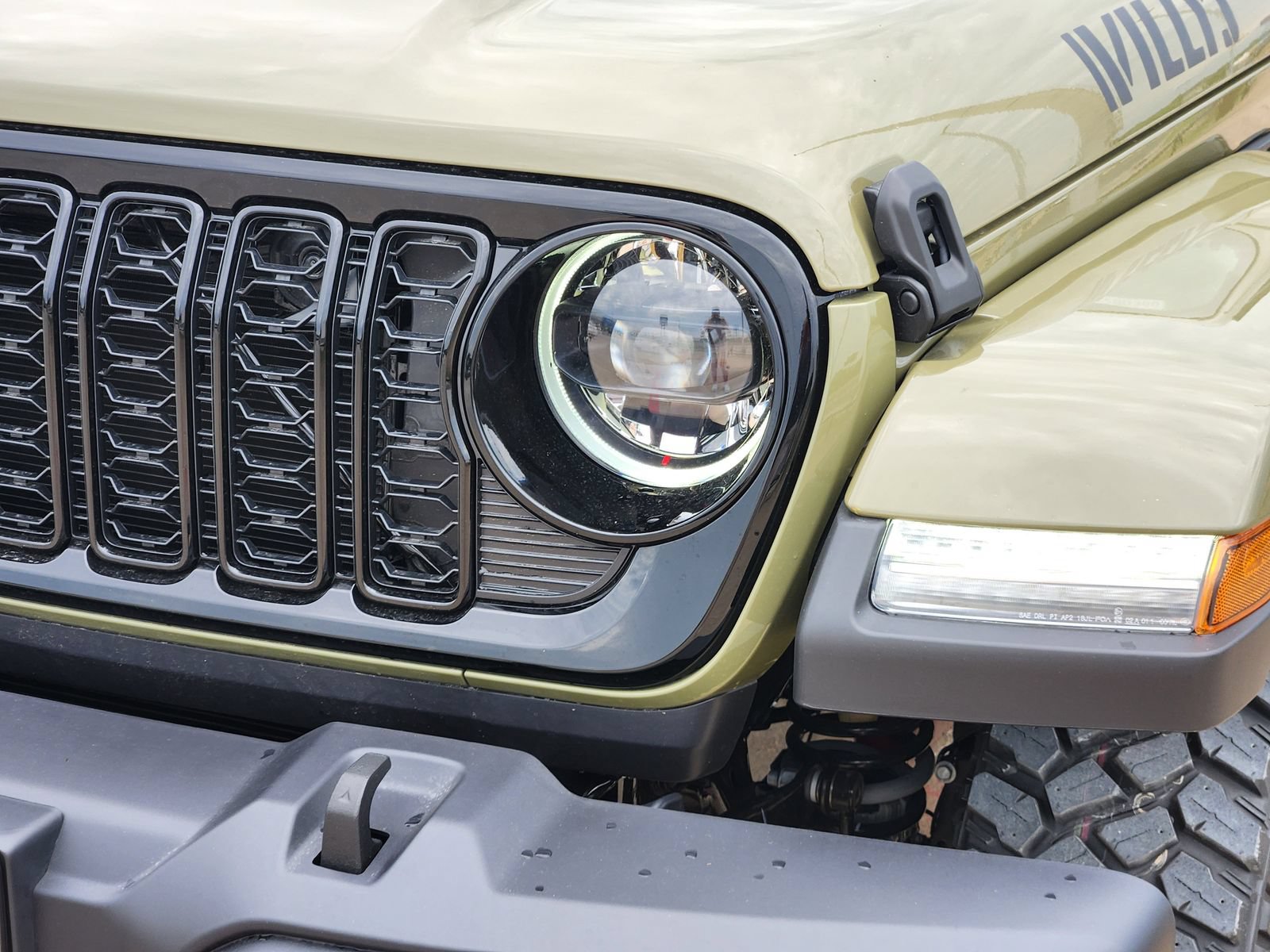 New 2026 Jeep Gladiator Mojave AWD/4WD image 9