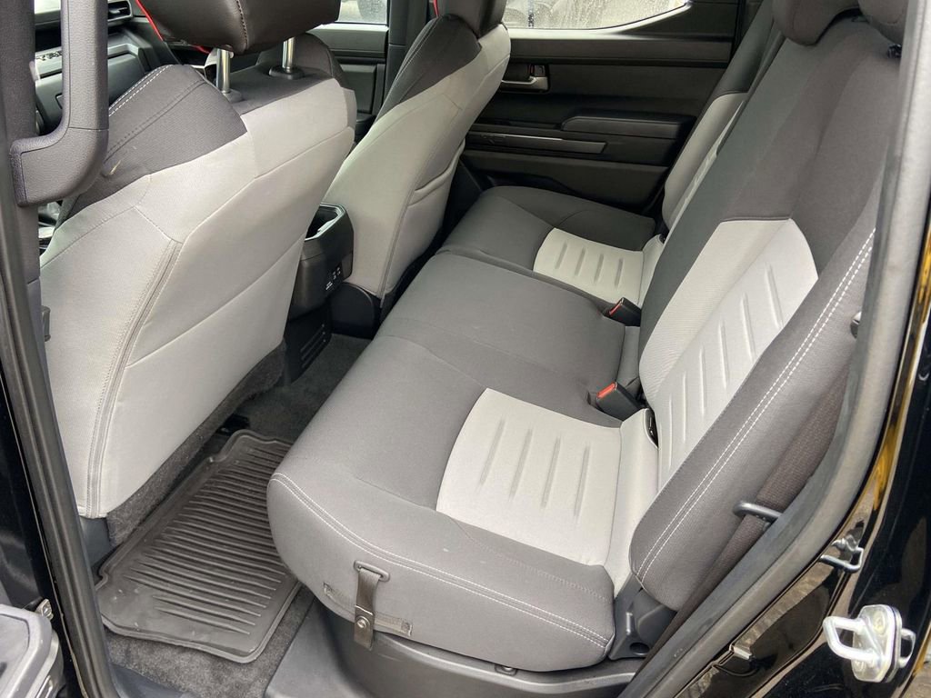 Used 2024 Toyota Tacoma TRD Sport w/ TRD Sport Upgrade Package image 18