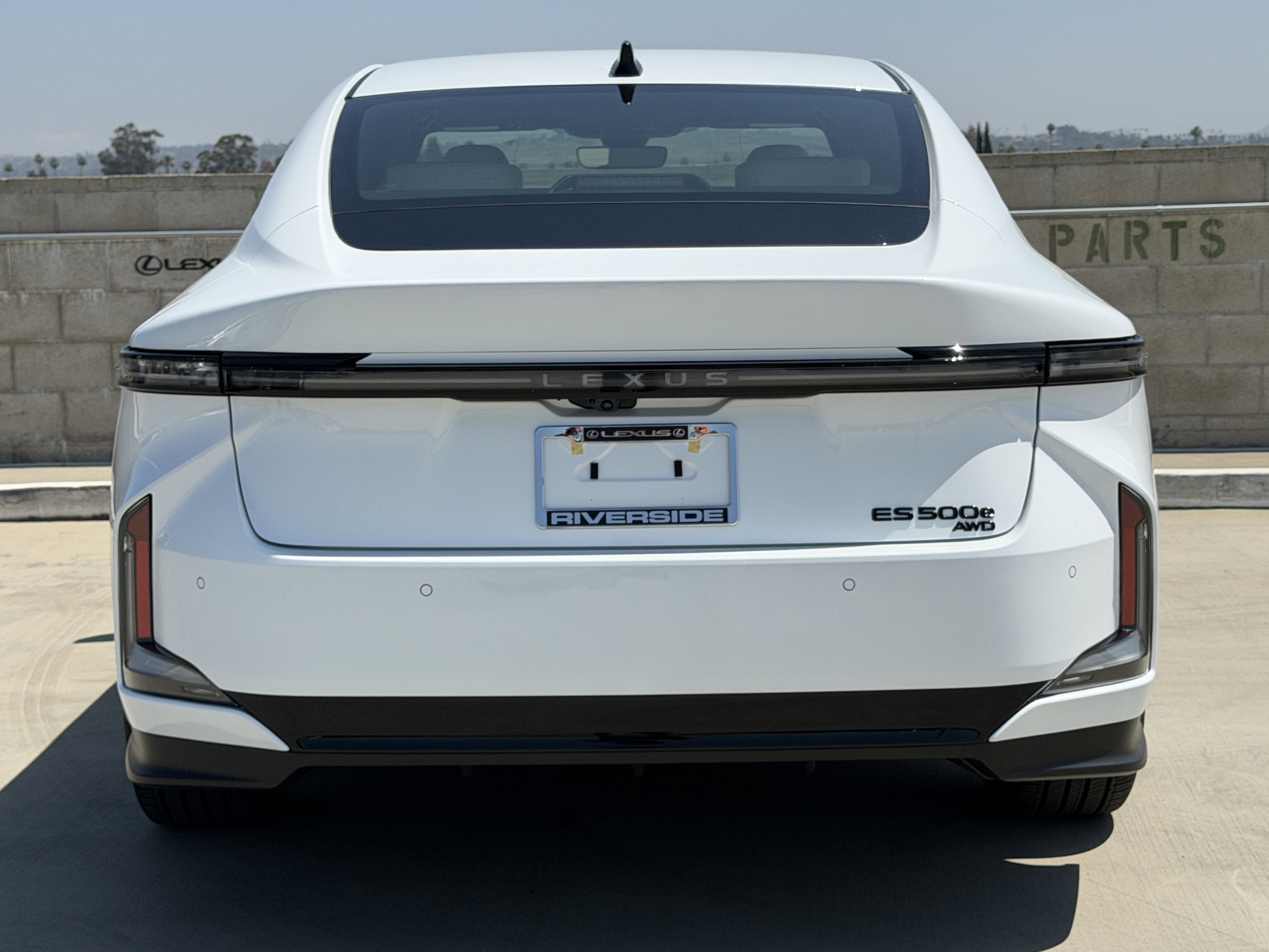 New 2026 Lexus ES 500e AWD/4WD image 8