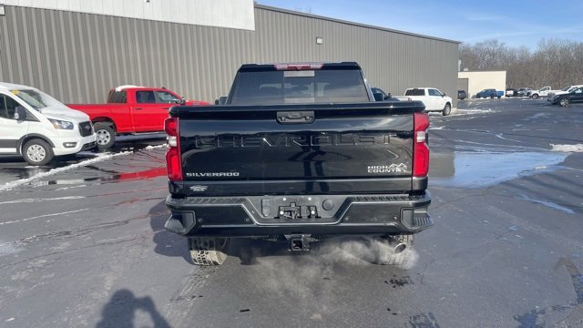 Used 2022 Chevrolet Silverado 3500 High Country image 4