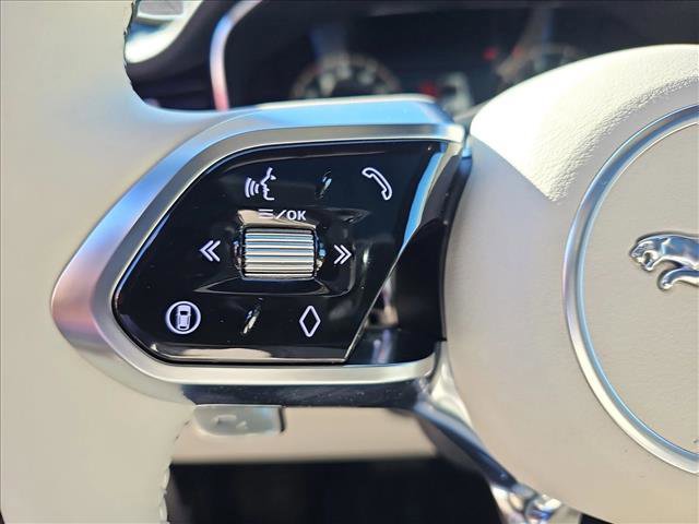 New 2025 Jaguar F-PACE R-Dynamic S image 14