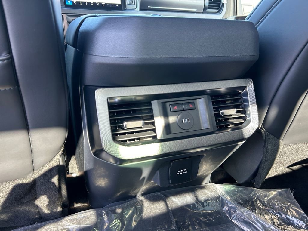 New 2026 Ford F250 Platinum image 36