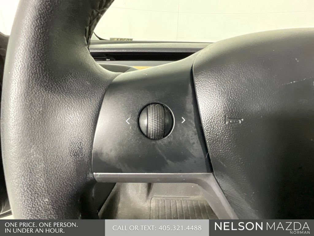 Used 2019 Tesla Model 3 Standard Range Plus image 42