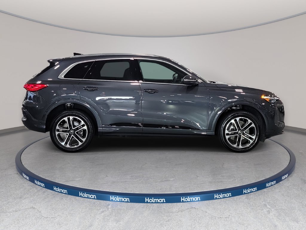 Certified 2025 Audi Q5 Premium w/ Premium Plus AWD/4WD image 4