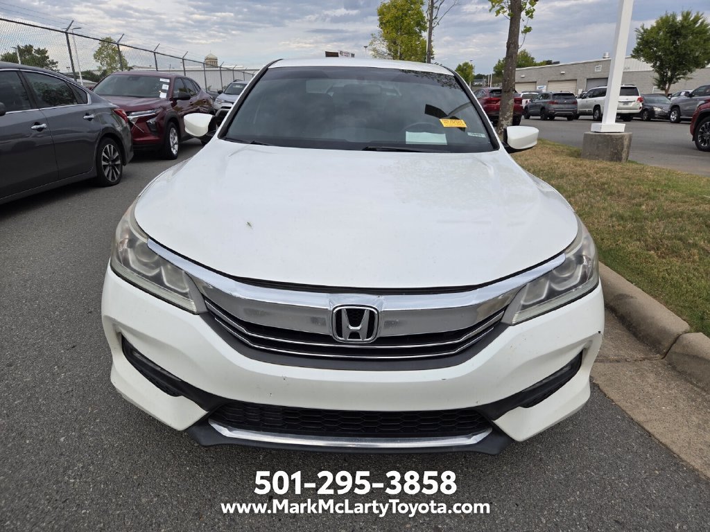 Used 2017 Honda Accord Sport Special Edition image 2