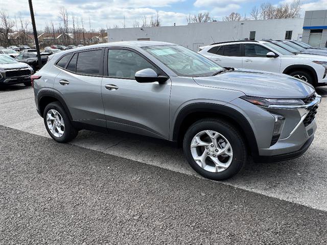 New 2026 Chevrolet Trax LS w/ LS Convenience Package image 8