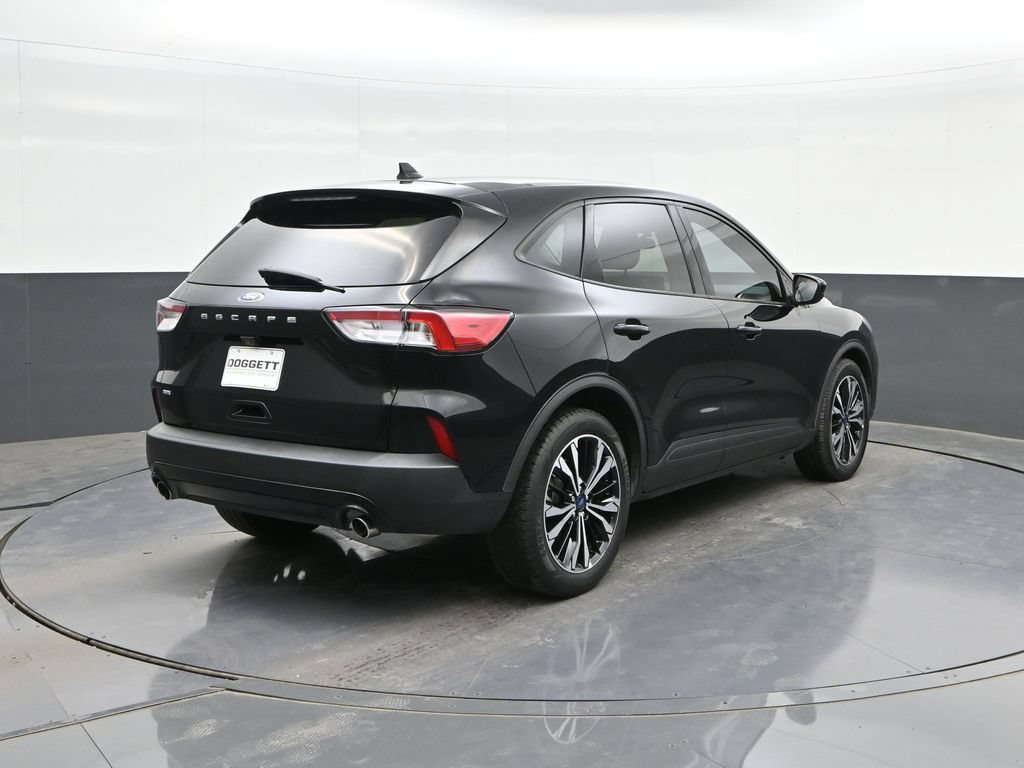 Used 2021 Ford Escape SE w/ SE Sport Appearance Package FWD image 11