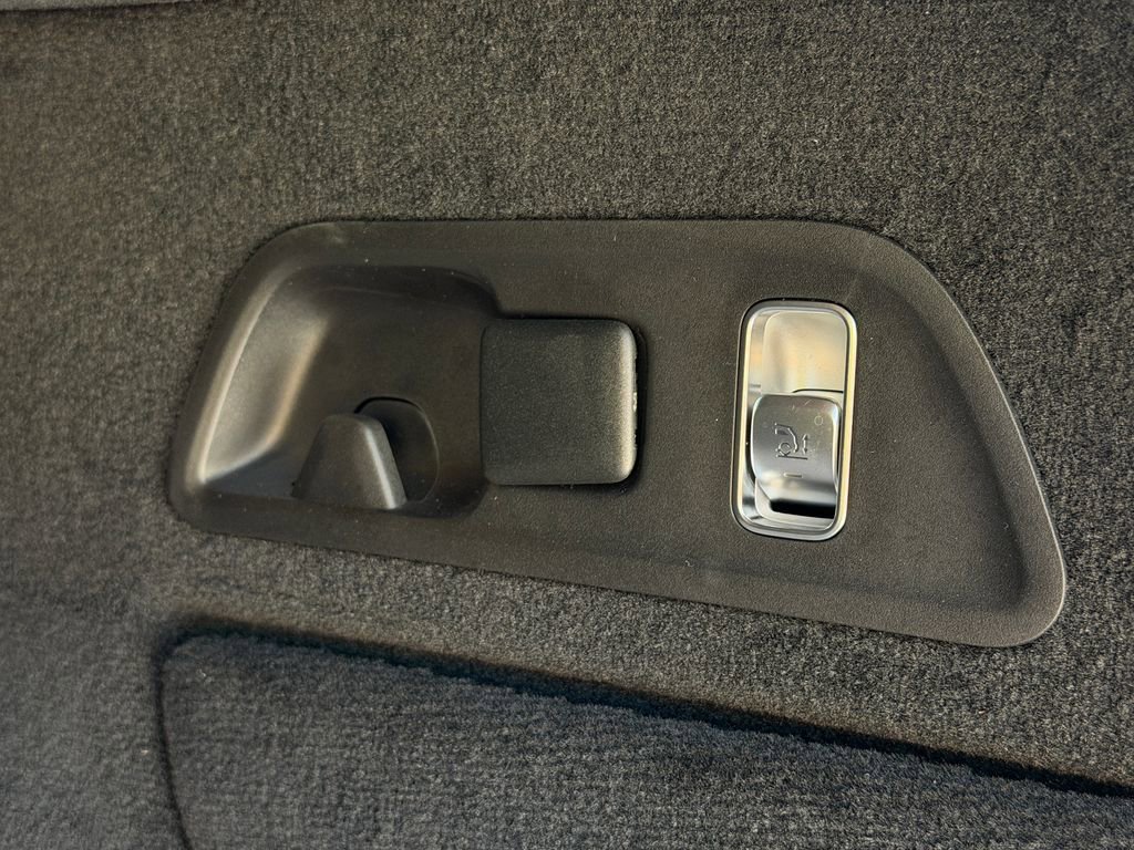 Used 2023 Mercedes-Benz Maybach GLS 600 4MATIC image 60