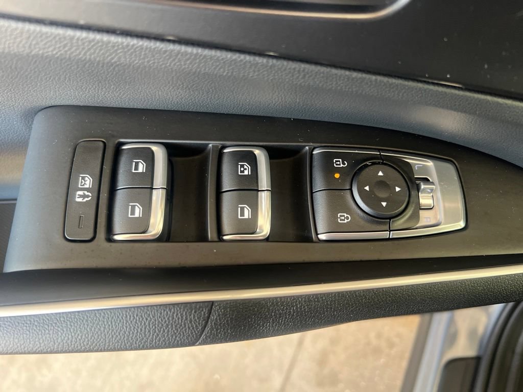 Certified 2025 Kia Sorento S w/ Panoramic Sunroof Package FWD image 44