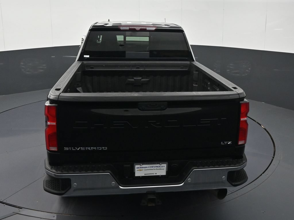 Used 2024 Chevrolet Silverado 2500 LTZ w/ LTZ Convenience Package AWD/4WD image 26