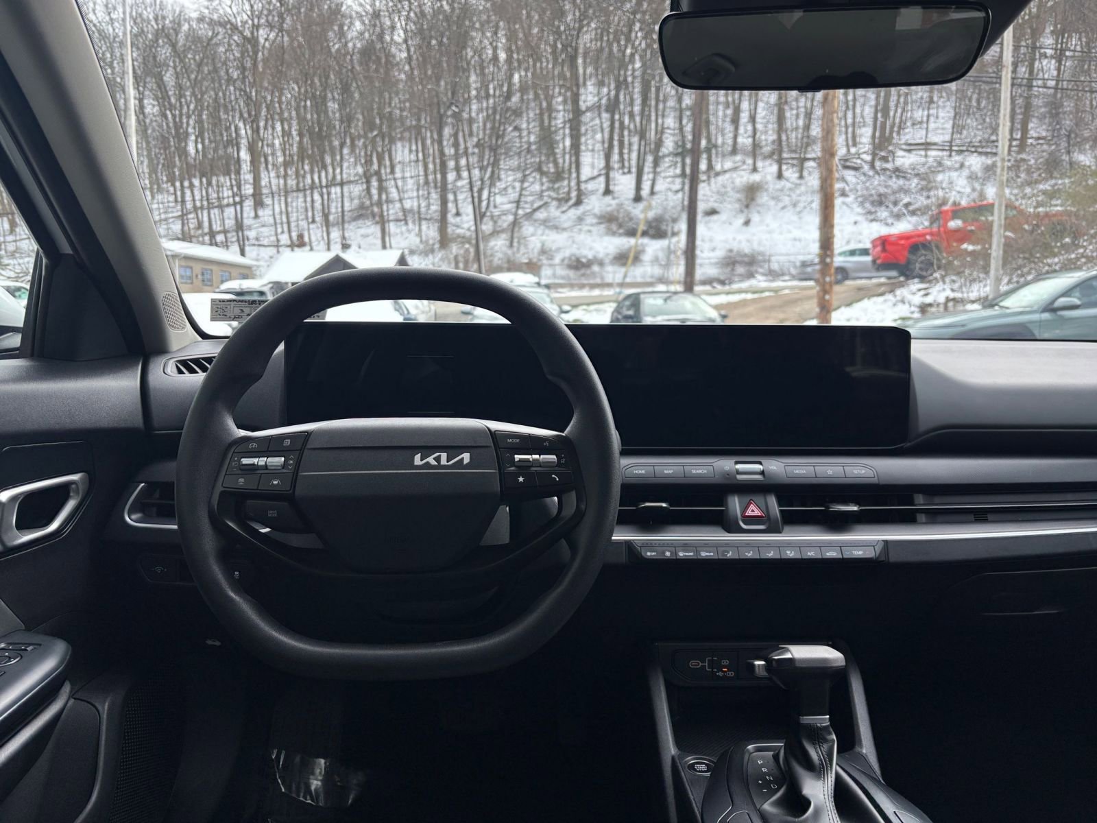 Used 2025 Kia K4 LXS image 34