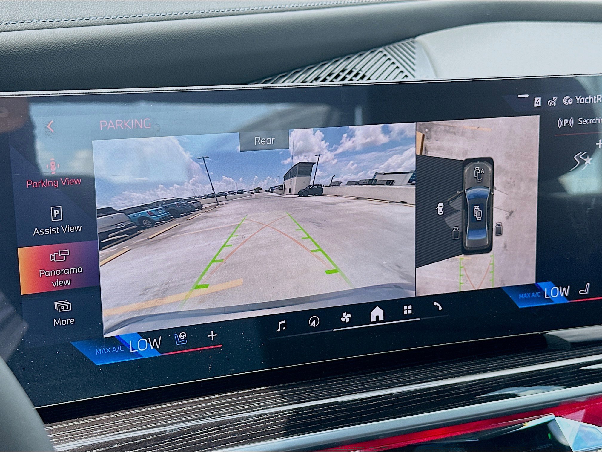 New 2025 BMW 750e xDrive w/ Executive Package image 12